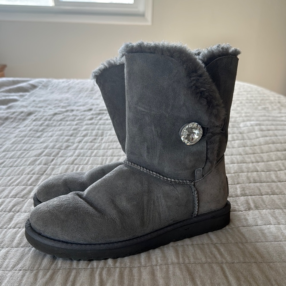 UGG Gray Suede Boots with Fur Trim and rhinestones